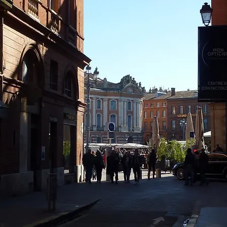 Апартаменты Les Toits Du Capitole - Loft De Standing 60 M2 - Parking En Option Тулуза